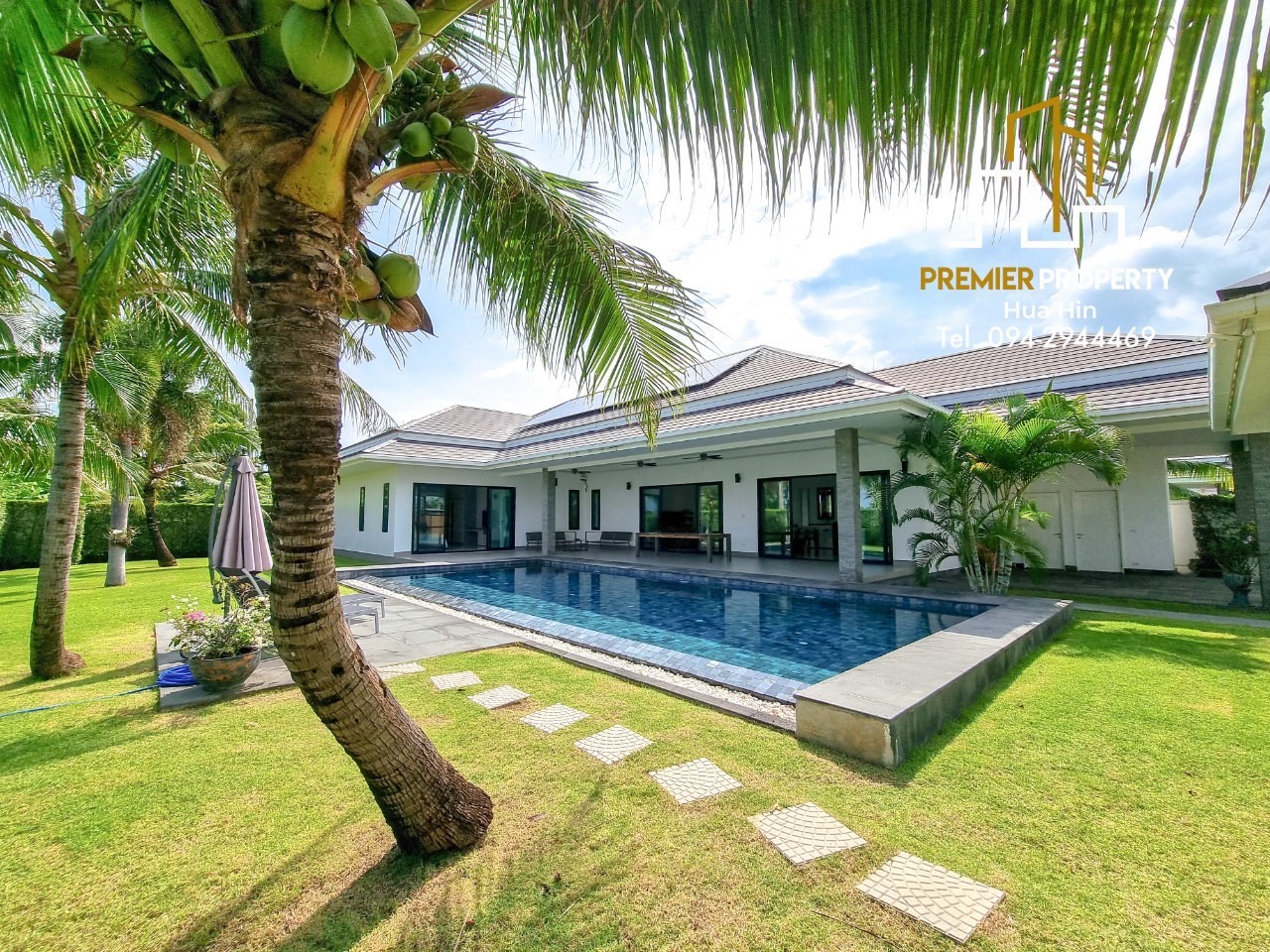 Luxury Villa at The Clouds Hua Hin For Sale