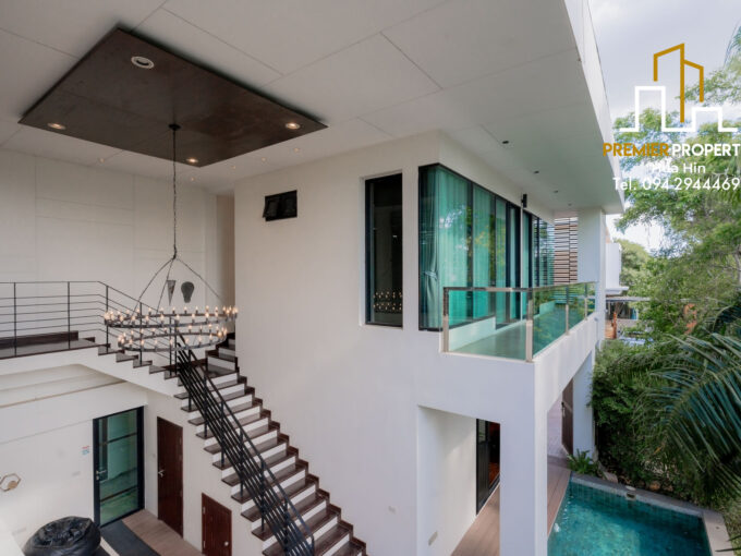 Luxury Modern villa at Itz Time Hua Hin Soi 112